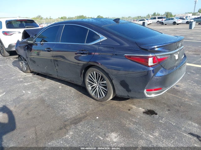 46050238 :رقم المزاد ، 58ADA1C1XSU072669 vin ، 2025 Lexus Es 300h مزاد بيع