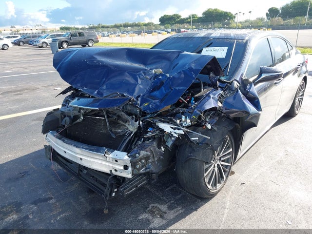 46050238 :رقم المزاد ، 58ADA1C1XSU072669 vin ، 2025 Lexus Es 300h مزاد بيع