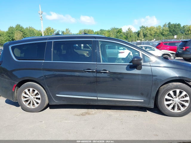 Aukcja sprzedaży 2018 Chrysler Pacifica Touring L, vin: 2C4RC1BG3JR280633, numer aukcji: 46050239
