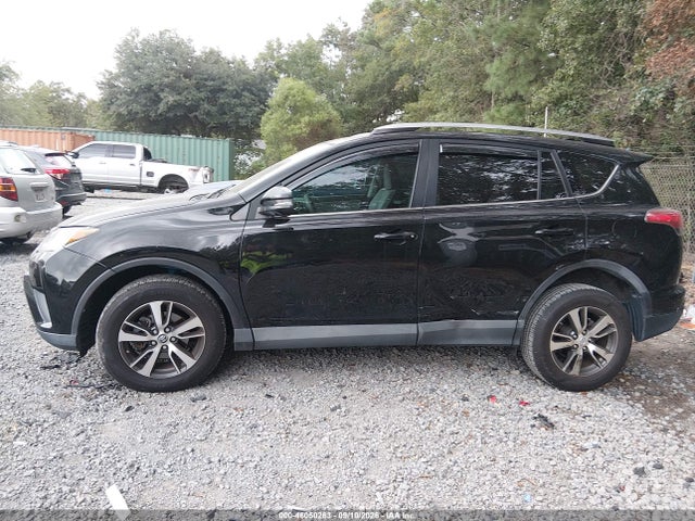 46050263 :رقم المزاد ، 2T3WFREV3JW432872 vin ، 2018 Toyota Rav4 Xle مزاد بيع