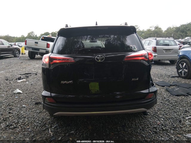 46050263 :رقم المزاد ، 2T3WFREV3JW432872 vin ، 2018 Toyota Rav4 Xle مزاد بيع