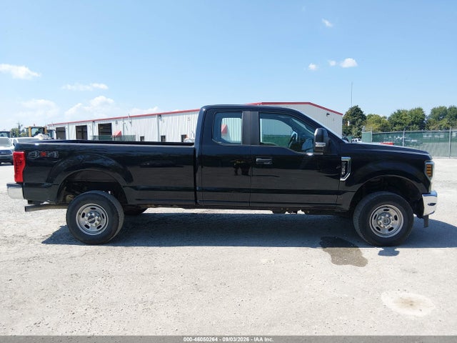 46050264 :رقم المزاد ، 1FT8X3B64KEE93012 vin ، 2019 Ford F-350 Xl مزاد بيع