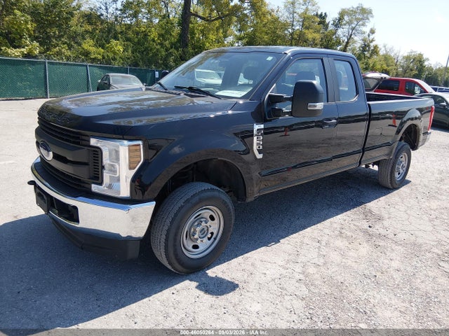 46050264 :رقم المزاد ، 1FT8X3B64KEE93012 vin ، 2019 Ford F-350 Xl مزاد بيع