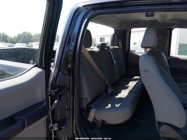 46050264 :رقم المزاد ، 1FT8X3B64KEE93012 vin ، 2019 Ford F-350 Xl مزاد بيع