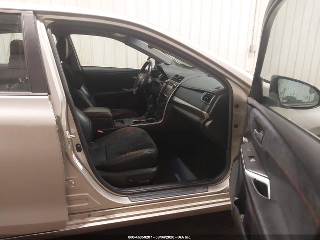 2015 Toyota Camry Xse V6 მანქანა იყიდება აუქციონზე, vin: 4T1BK1FK3FU559847, აუქციონის ნომერი: 46050287