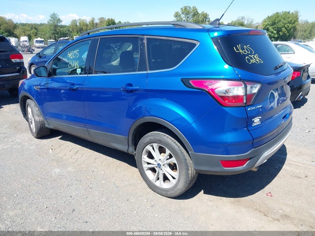 Продажа на аукционе авто 2018 Ford Escape Se, vin: 1FMCU0GDXJUD01049, номер лота: 46050298
