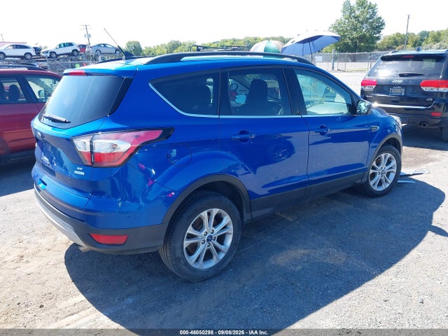 Продажа на аукционе авто 2018 Ford Escape Se, vin: 1FMCU0GDXJUD01049, номер лота: 46050298