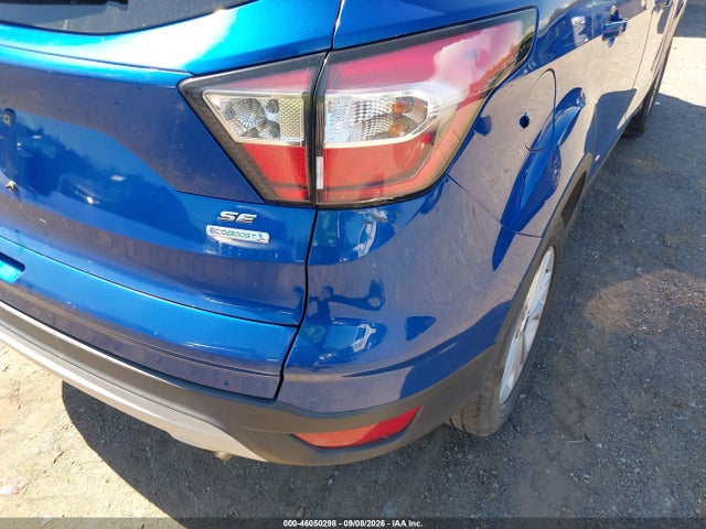 Продажа на аукционе авто 2018 Ford Escape Se, vin: 1FMCU0GDXJUD01049, номер лота: 46050298