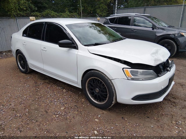 Продаж на аукціоні авто 2014 Volkswagen Jetta 2.0l S, vin: 3VW2K7AJ5EM313114, номер лоту: 46050352