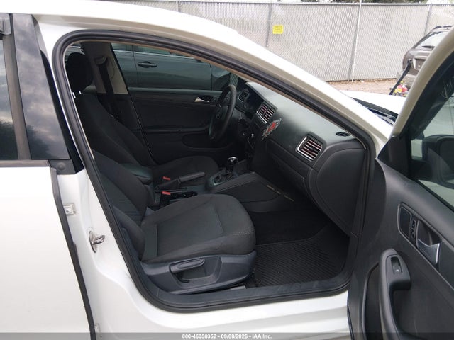 Продаж на аукціоні авто 2014 Volkswagen Jetta 2.0l S, vin: 3VW2K7AJ5EM313114, номер лоту: 46050352