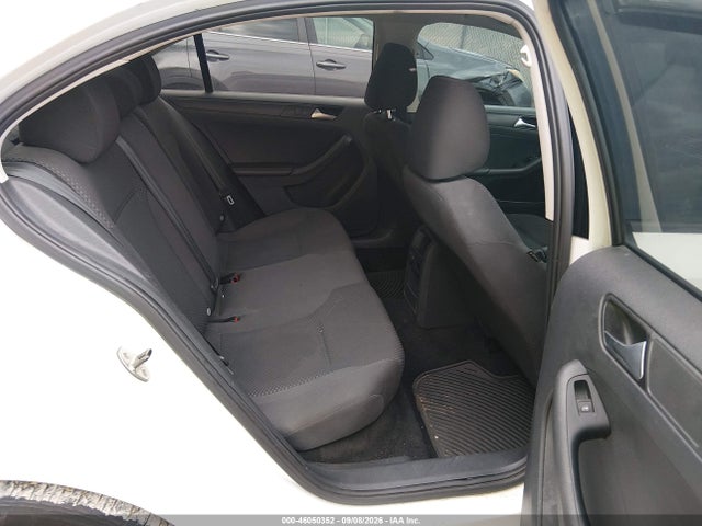 Продаж на аукціоні авто 2014 Volkswagen Jetta 2.0l S, vin: 3VW2K7AJ5EM313114, номер лоту: 46050352