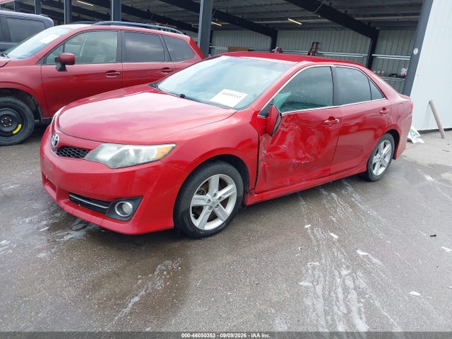 Toyota CAMRY SE 2014 4T1BF1FK2EU760108 Image 2