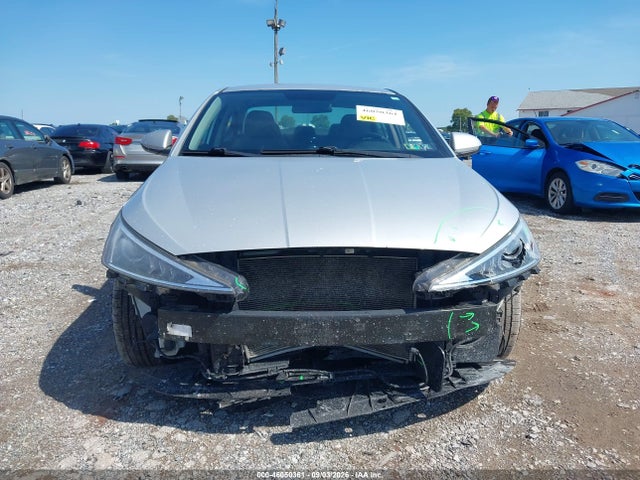 2019 Hyundai Elantra Se მანქანა იყიდება აუქციონზე, vin: 5NPD74LF5KH486170, აუქციონის ნომერი: 46050361