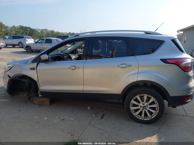 Продаж на аукціоні авто 2017 Ford Escape Titanium, vin: 1FMCU9J91HUE88538, номер лоту: 46050362