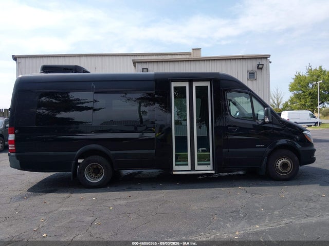Продаж на аукціоні авто 2015 Freightliner Sprinter 3500, vin: WDPPF4CC5F5977021, номер лоту: 46050365