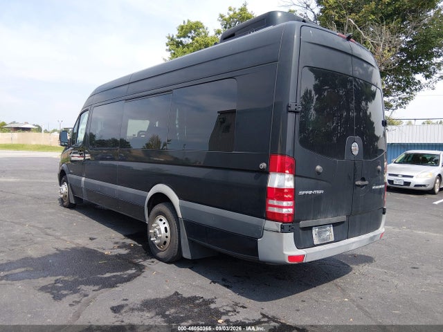 Продаж на аукціоні авто 2015 Freightliner Sprinter 3500, vin: WDPPF4CC5F5977021, номер лоту: 46050365