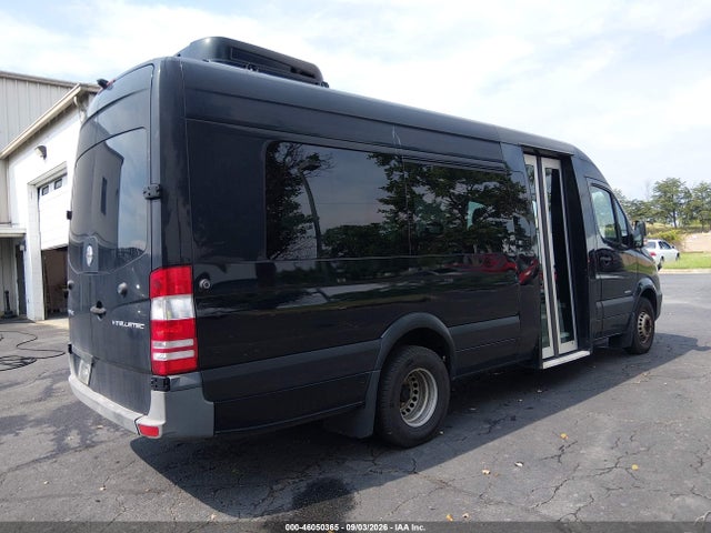 Продаж на аукціоні авто 2015 Freightliner Sprinter 3500, vin: WDPPF4CC5F5977021, номер лоту: 46050365