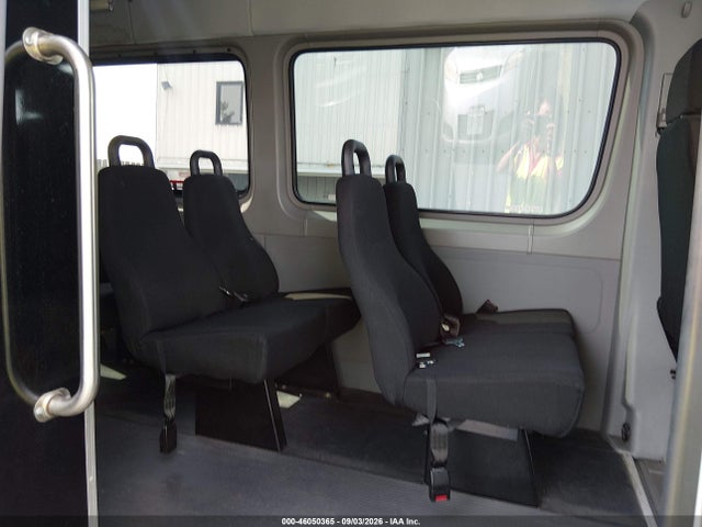 Продаж на аукціоні авто 2015 Freightliner Sprinter 3500, vin: WDPPF4CC5F5977021, номер лоту: 46050365