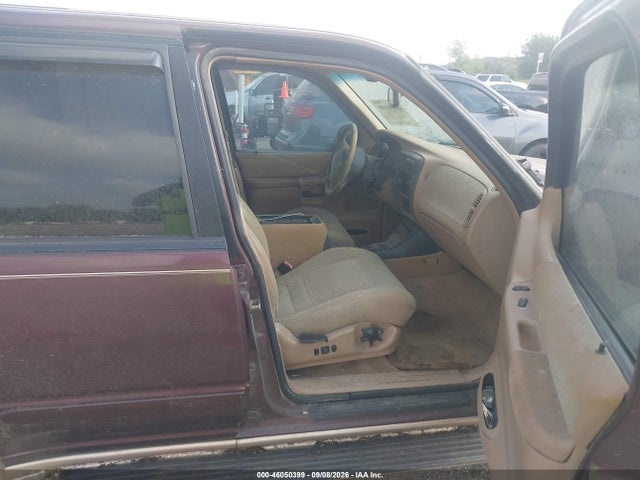 46050399 :رقم المزاد ، 1FMZU32E6XUA39700 vin ، 1999 Ford Explorer Eddie Bauer/limited Edition/xlt مزاد بيع