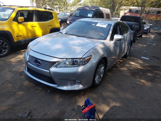 46050400 :رقم المزاد ، JTHBW1GG1D2022422 vin ، 2013 Lexus Es 300h مزاد بيع