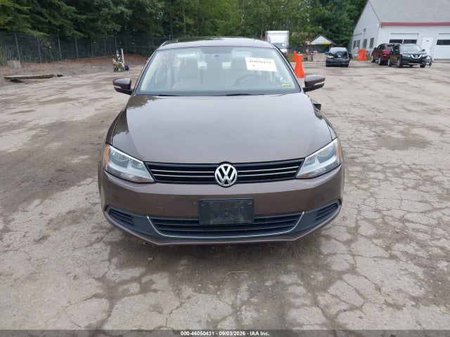 2013 Volkswagen Jetta 2.5l Se მანქანა იყიდება აუქციონზე, vin: 3VWDP7AJ1DM422601, აუქციონის ნომერი: 46050431
