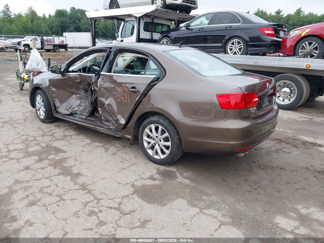 2013 Volkswagen Jetta 2.5l Se მანქანა იყიდება აუქციონზე, vin: 3VWDP7AJ1DM422601, აუქციონის ნომერი: 46050431