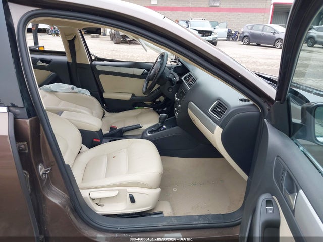 2013 Volkswagen Jetta 2.5l Se მანქანა იყიდება აუქციონზე, vin: 3VWDP7AJ1DM422601, აუქციონის ნომერი: 46050431