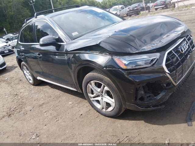 46050441 :رقم المزاد ، WA1AAAFY8M2039816 vin ، 2021 Audi Q5 Premium 45 Tfsi Quattro S Tronic مزاد بيع