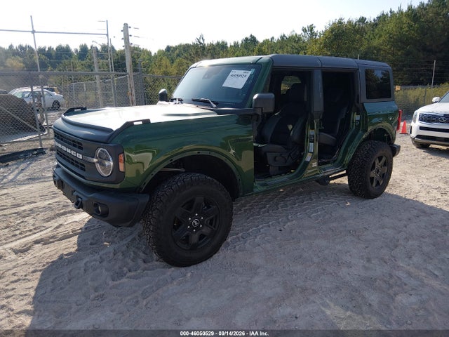 Ford Bronco Black Diamond 2024 1FMEE1BP5RLB22139 Image 2