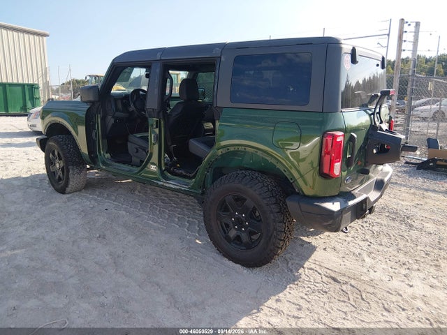 Ford Bronco Black Diamond 2024 1FMEE1BP5RLB22139 Image 3