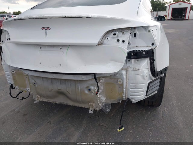 46050538 :رقم المزاد ، 5YJ3E1EB1JF072732 vin ، 2018 Tesla Model 3 Long Range/performance مزاد بيع