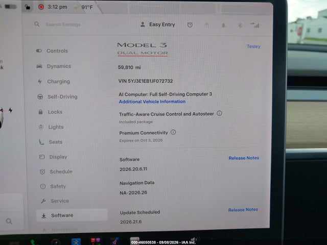 46050538 :رقم المزاد ، 5YJ3E1EB1JF072732 vin ، 2018 Tesla Model 3 Long Range/performance مزاد بيع
