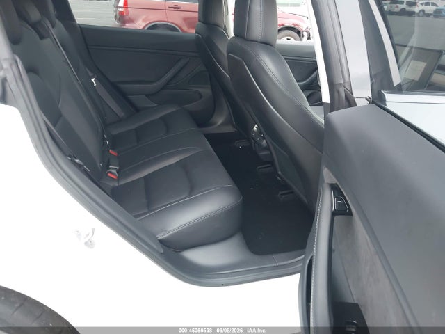 46050538 :رقم المزاد ، 5YJ3E1EB1JF072732 vin ، 2018 Tesla Model 3 Long Range/performance مزاد بيع