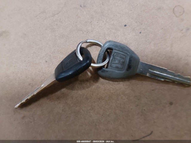 46050547 :رقم المزاد ، 1HGES15532L074428 vin ، 2002 Honda Civic Lx مزاد بيع