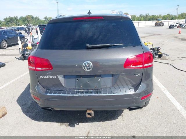 Aukcja sprzedaży 2012 Volkswagen Touareg Tdi Sport, vin: WVGFK9BP2CD002229, numer aukcji: 46050552