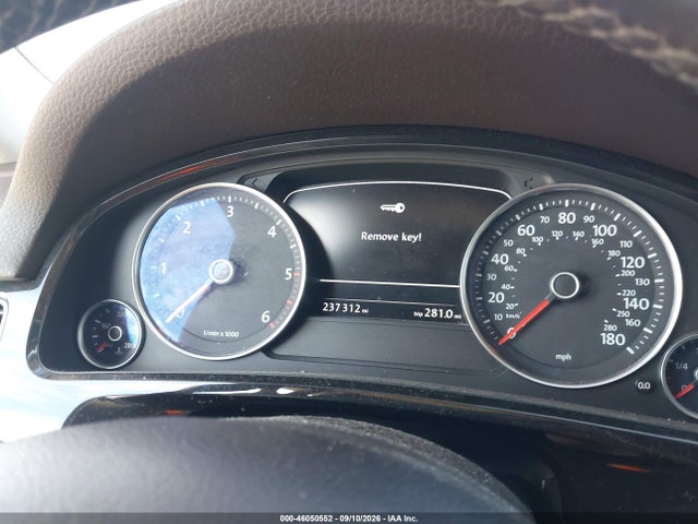 Aukcja sprzedaży 2012 Volkswagen Touareg Tdi Sport, vin: WVGFK9BP2CD002229, numer aukcji: 46050552