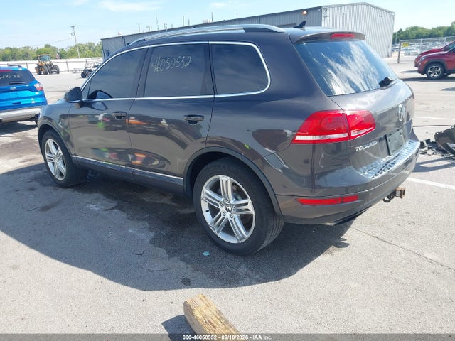 Aukcja sprzedaży 2012 Volkswagen Touareg Tdi Sport, vin: WVGFK9BP2CD002229, numer aukcji: 46050552
