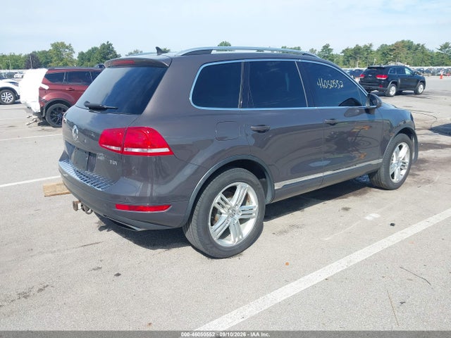 Aukcja sprzedaży 2012 Volkswagen Touareg Tdi Sport, vin: WVGFK9BP2CD002229, numer aukcji: 46050552