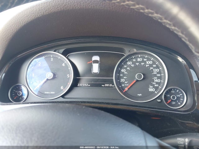 Aukcja sprzedaży 2012 Volkswagen Touareg Tdi Sport, vin: WVGFK9BP2CD002229, numer aukcji: 46050552