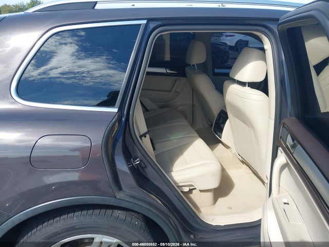 Aukcja sprzedaży 2012 Volkswagen Touareg Tdi Sport, vin: WVGFK9BP2CD002229, numer aukcji: 46050552