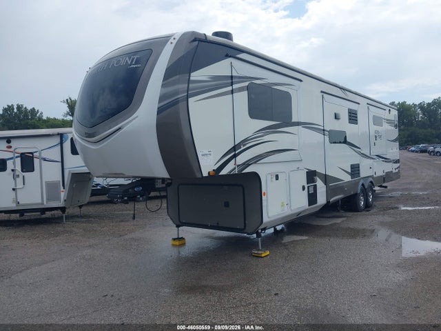46050559 :رقم المزاد ، 1UJCJ0BV7M1LF0305 vin ، 2021 Jayco Other مزاد بيع