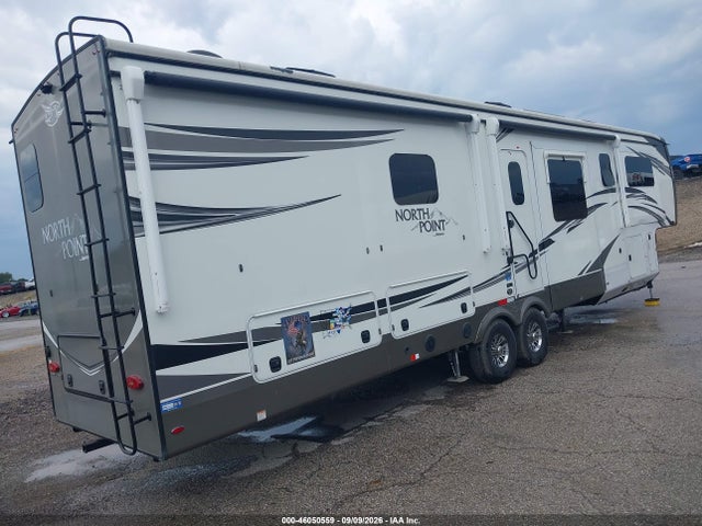 46050559 :رقم المزاد ، 1UJCJ0BV7M1LF0305 vin ، 2021 Jayco Other مزاد بيع