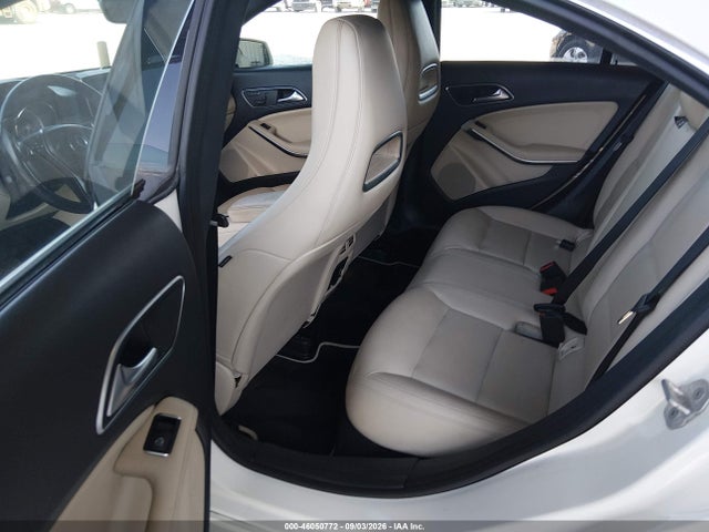 46050772 :رقم المزاد ، WDDSJ4EB4EN040041 vin ، 2014 Mercedes-benz Cla 250 مزاد بيع