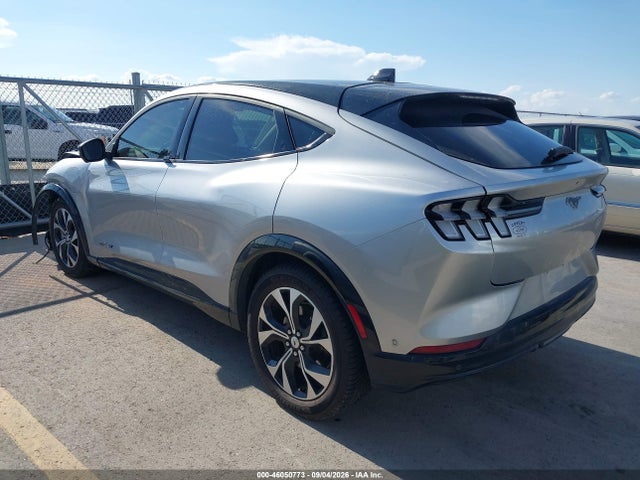 Ford Mustang Mach-e Premium 2021 3FMTK3SU4MMA55946 Image 3