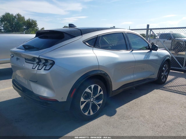 Ford Mustang Mach-e Premium 2021 3FMTK3SU4MMA55946 Image 4