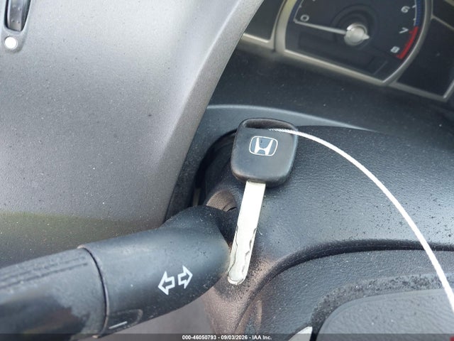 46050793 :رقم المزاد ، 2HGFA1E38BH515618 vin ، 2011 Honda Civic Vp مزاد بيع