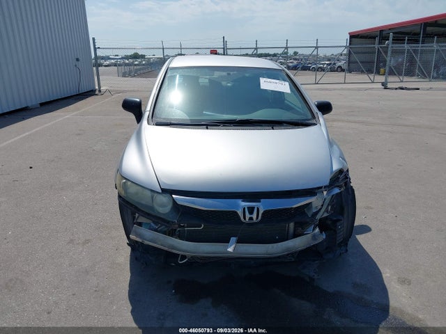 46050793 :رقم المزاد ، 2HGFA1E38BH515618 vin ، 2011 Honda Civic Vp مزاد بيع
