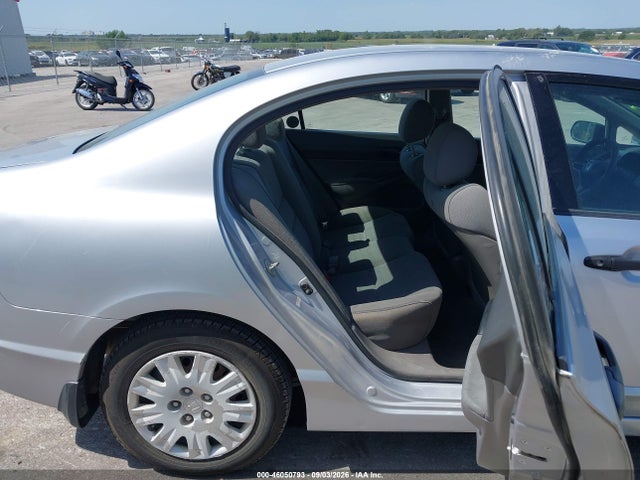 46050793 :رقم المزاد ، 2HGFA1E38BH515618 vin ، 2011 Honda Civic Vp مزاد بيع
