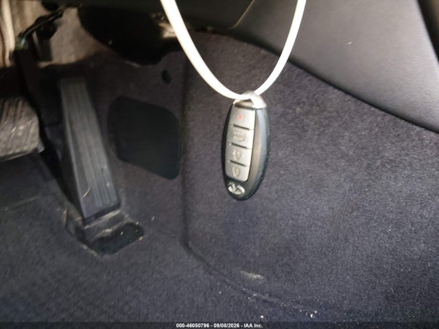 46050796 :رقم المزاد ، JN1BV7AR9FM401132 vin ، 2015 Infiniti Q50 Premium مزاد بيع