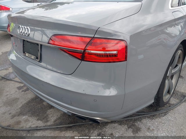 Продаж на аукціоні авто 2015 Audi S8 4.0t, vin: WAUK2AFD7FN038532, номер лоту: 46050809